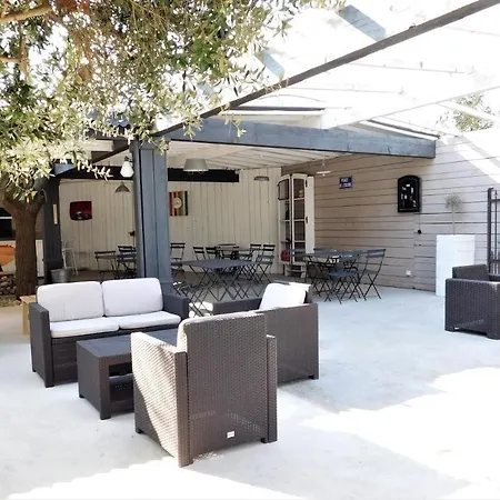 Le Prieure Saint Louis Frühstückspension Floure