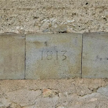 Le Prieure Saint Louis Floure