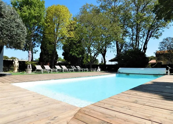 Le Prieure Saint Louis B&B