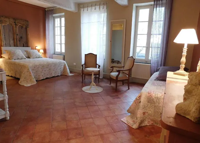 Le Prieure Saint Louis 3*